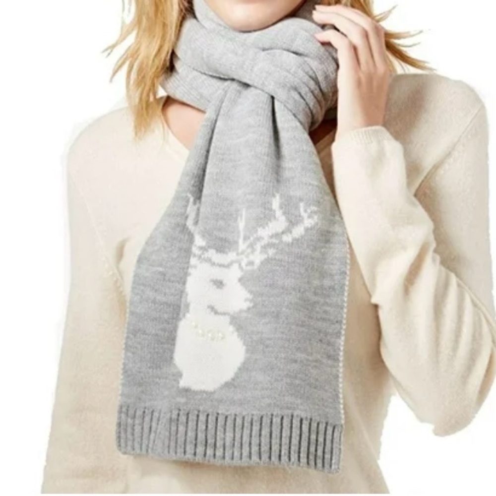 Charter Club Embellished Reversible Scarf in Grey
& White Women’s One‎ Size